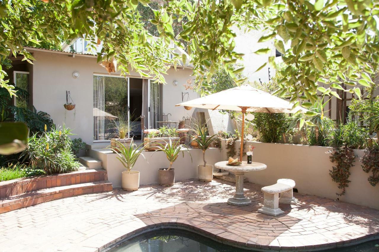 Little Forest Guest House Johannesburg Exterior photo